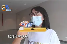 卡丁车过弯道，头盔磕破了嘴图片