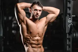 如何锻炼鲨鱼腹肌？简单4个动作，让整个腹肌线条更完美图片