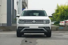 开惯了大众途昂，去试驾别克昂科旗，终于知道了德系与美系的差距图片