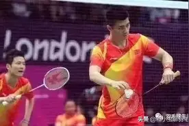 羽毛球双打「站位轮转」技巧，你真的做到位了吗？图片