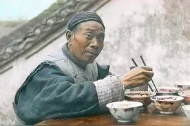 清末奇谈：六旬恶翁，奸污儿媳，灭人满门，坏人变老只会更坏图片