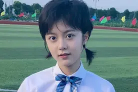 赵今麦课堂笔记火了，字迹工整似印刷体，“学霸”的秘方找到了图片