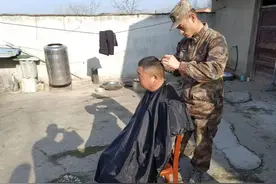 明光三界镇：军地联合  关爱群众图片