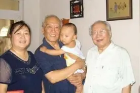 季羡林之子，70岁与妻离婚，娶30岁保姆生一子，父亲乐得合不拢嘴图片