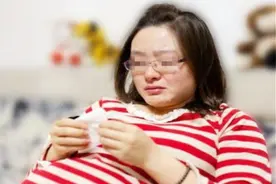 孕妇掉眼泪时，胎儿有什么反应？一组图片告诉你：什么叫母子连心图片