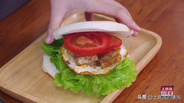 外面卖38元一斤的脆皮烤肉,教你自己在家做,学会都能开店了