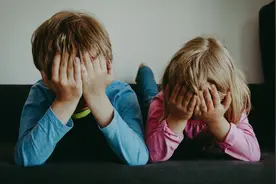 心理学：有三种父亲，极易培养出自卑又敏感的孩子图片