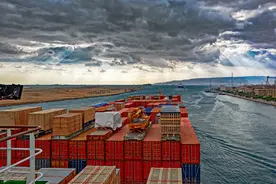 长赐号现状更新！埃及扣船扣人扣货，货主短期内提货无望图片