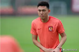 李学鹏丨恒大13连胜的功臣，伤愈归来，能否坐稳国足主力图片