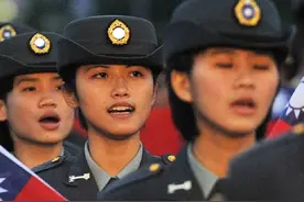 美军被曝出秘密进驻台湾，已有一年多了！精锐特种兵直接培训台军图片