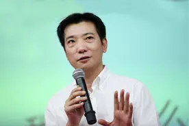医美、网贷…美图亏掉121亿后，炒币被坑惨的蔡文胜，拼了图片