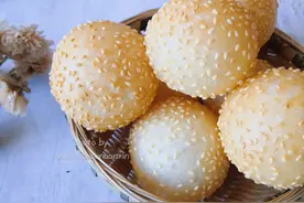 炸麻圆儿 ：掌握几个窍门，个个空心不开裂，比买的好吃图片