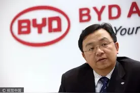 身价千亿的王传福，曾邀请嫂子进公司当高管，嫂子拒绝了，为啥？图片