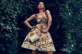 范思哲的品牌故事！VERSACE品牌发展 范思哲金典系列图片