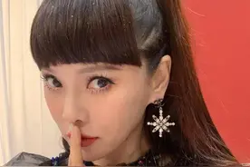 伊能静：52岁的年龄25岁的容颜，集才华与美貌于一身，是最美姐姐图片