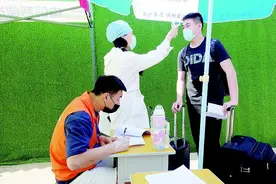 进门需过“五关”，山西体育职业学院扎实做好学生返校工作图片