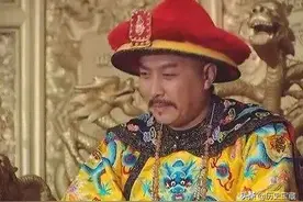 当各朝皇帝在一个群聊。图片