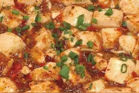 抠门姑丈请我去厂里做饭，给我50元做10人餐，看我怎么安排饭菜？图片