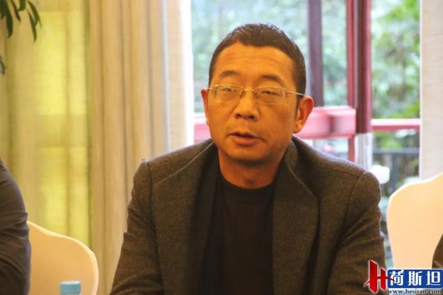 牛人论剑——降本增效VS提高单产 营养VS原料 保持现状VS继续扩建