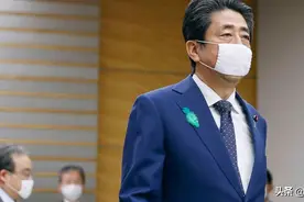 日本危矣，全国进入紧急状态，东芝、丰田全面停产，员工放长假图片