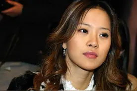 这是比惨大会现场？工作多年却要靠银行贷款生存，女性真的太难了图片