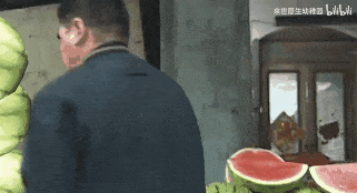 刘华强买瓜又火了，到底是谁征服了谁？