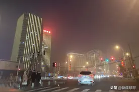 为啥越来越多人离开地州，跑到乌鲁木齐发展？未来成国际大都市？图片