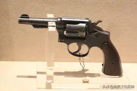 朱德、刘少奇、陈毅、罗荣桓、左权等革命先辈不同时期使用的手枪图片