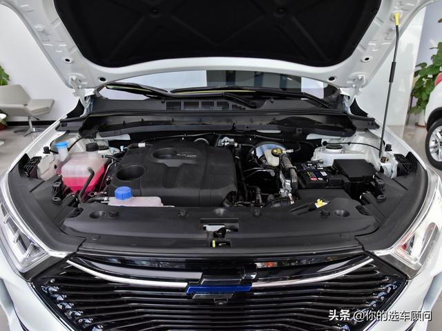 长度超4米7的领先尺寸SUV，低价高配油耗低，实拍长安欧尚X7