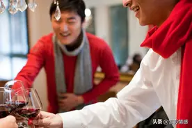 年初二和老婆回娘家，没答应给小舅子买婚房，直接被赶了出来图片