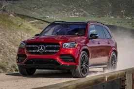 5.2秒破百，奔驰全新7座SUV曝光，标配空气悬架+全时四驱图片