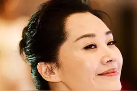 许晴：母亲50多岁执意离婚，比我更有公主病图片