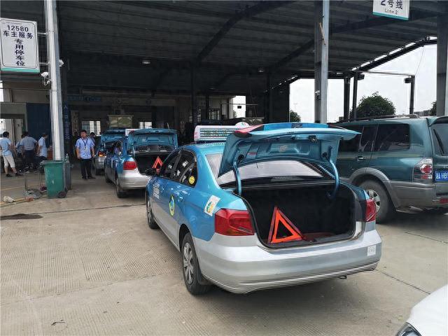 年检逾期车被拖走需要拖车费吗，车辆年检需要带电子保单 配图04