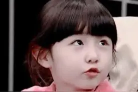 一年拍8部电影，抽空考了全省第一，20岁的张子枫到底有多励志？图片