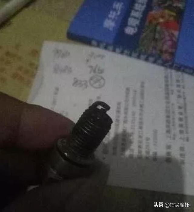 摩托车化油器间歇漏油，车主坚持情怀，故障结局难以预料（上）