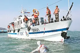 武警三峡船艇大队：护卫三峡大坝的“长江前哨”图片