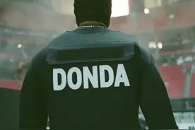 肯爷 Kanye West《DONDA》专辑正式发布！回顾他在试听会的重点造型图片