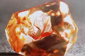 中国最大的钻石估值10个亿，当年是如何被一位农村姑娘发现的？图片