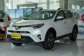 RAV4荣放半轴球笼防尘罩漏油，建议车主牢记这些解决方法图片
