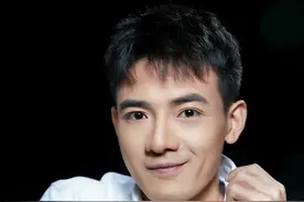 北漂3650天后，他热搜了图片