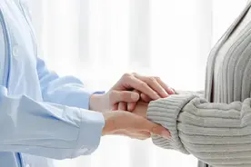 广州长护险——失能老人的福音！居家护理个人仅自付10%图片