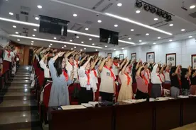 河南省少先队总辅导员培训班在河南师范大学开班图片