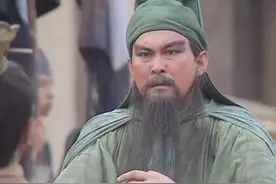吕布被封为温侯，关羽被封为汉寿亭侯，谁的级别更高呢？图片