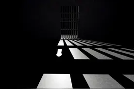 冤假错案的追责困境：多“止步于国赔”，鲜有一查到底案例图片