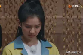 这位小姑娘叫周迅姑，叫陈坤爹，关系强大难怪能上《向往的生活》图片