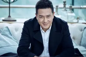 张嘉译患“不死癌症”，拍戏前用热水淋浴一次，却从未放弃拍戏图片