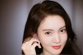 大长腿美女金晨:只和小鲜肉传绯闻，6个小鲜肉却一个也留不住图片