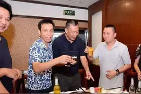 中国人的“饭局”文化：一顿饭过后，仿佛经历了一场“江湖”图片