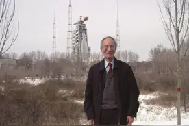 1962年美侦察机进入我国领空，他请命改装“红旗一号”，将其击落图片