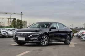 都叫帕萨特，插电混动版帕萨特值得买吗？图片